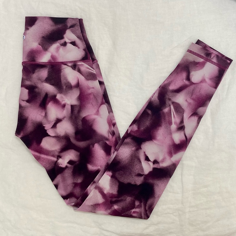 RARE Lululemon full on luxtreme wunder unders